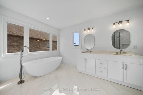 Photo 26 at 295 Fifth Avenue, East Woodbridge, Vaughan