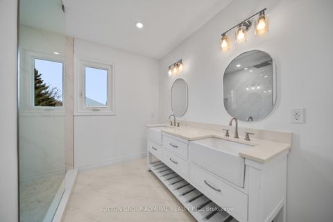 Photo 37 at 295 Fifth Avenue, East Woodbridge, Vaughan