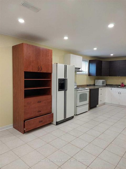 Photo 15 at 1906 Webster Boulevard W, Alcona, Innisfil