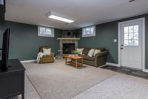 Photo 20 at 32 Springhome Road, Allandale Heights, Barrie
