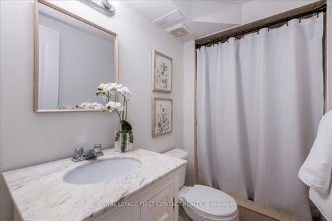 Photo 22 at 32 Springhome Road, Allandale Heights, Barrie