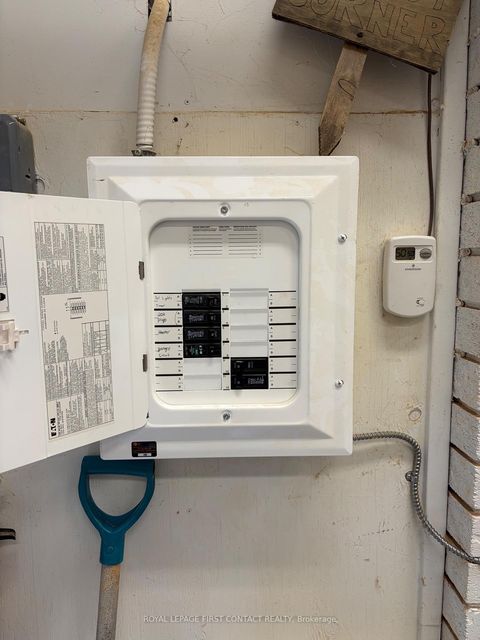 Photo 40 at 32 Springhome Road, Allandale Heights, Barrie