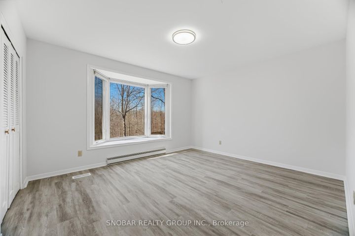 Photo 21 at 3422 Credit Heights Drive, Erindale, Mississauga