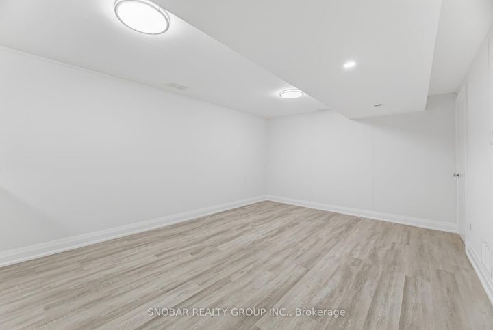 Photo 27 at 3422 Credit Heights Drive, Erindale, Mississauga