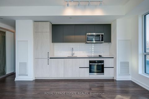 Photo 8 at 610 - 150 Logan Avenue, South Riverdale, Toronto