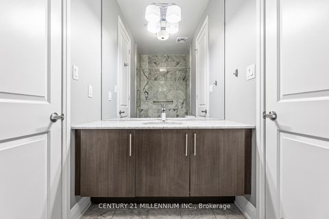 Photo 22 at 419 - 15277 Yonge Street, Aurora Village, Aurora