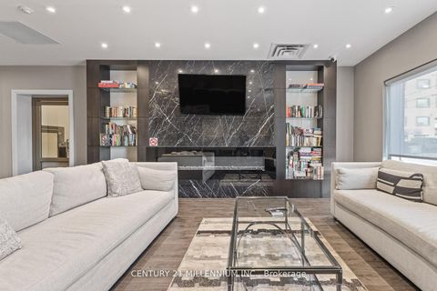 Photo 29 at 419 - 15277 Yonge Street, Aurora Village, Aurora