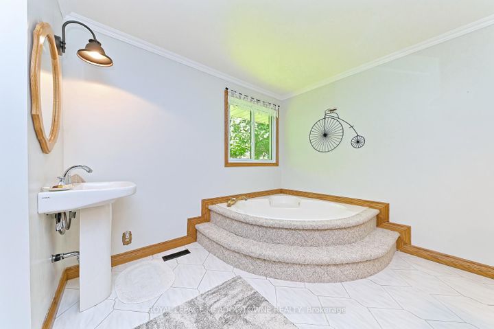 Photo 31 at 4 Ann Street, Georgetown, Halton Hills