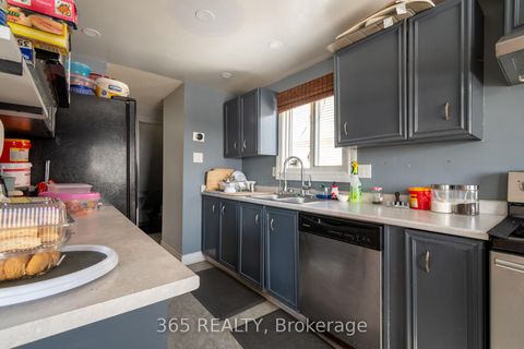 Photo 9 at 35 Corbett Drive, Grove East, Barrie