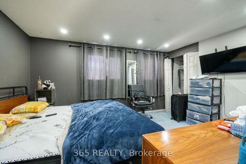 Photo 14 at 35 Corbett Drive, Grove East, Barrie