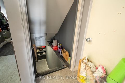 Photo 20 at 35 Corbett Drive, Grove East, Barrie