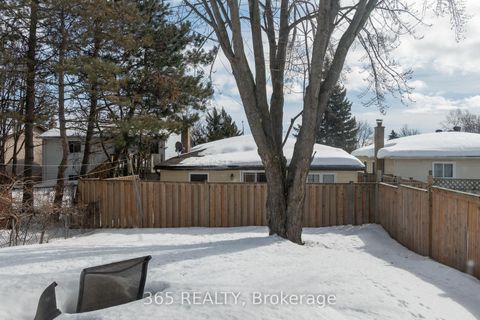 Photo 26 at 35 Corbett Drive, Grove East, Barrie