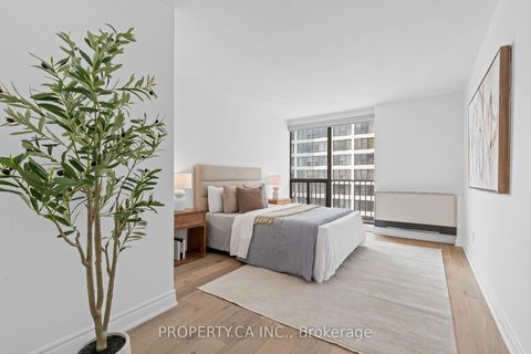 Photo 13 at 2804 - 33 Harbour Square, Waterfront Communities C1, Toronto