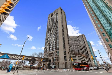 Photo 23 at 2804 - 33 Harbour Square, Waterfront Communities C1, Toronto