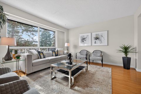 Photo 2 at 4 Yetta Shepway, Don Valley Village, Toronto