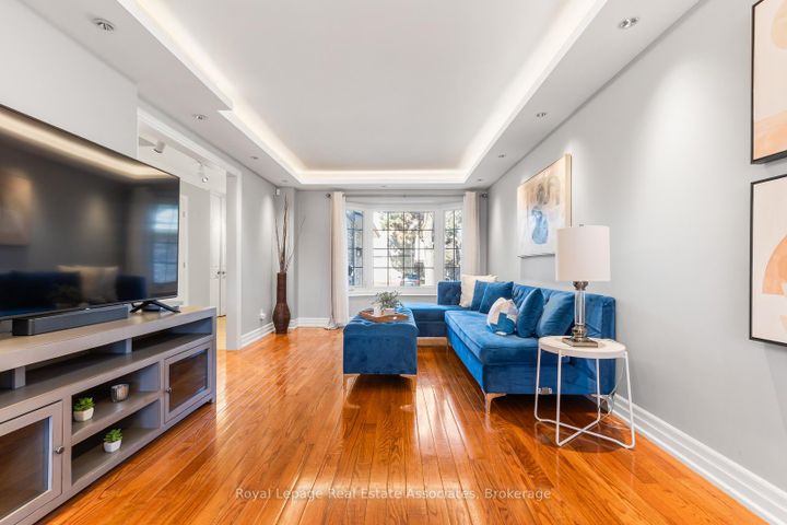 Photo 13 at 25 - 2766 Folkway Drive, Erin Mills, Mississauga