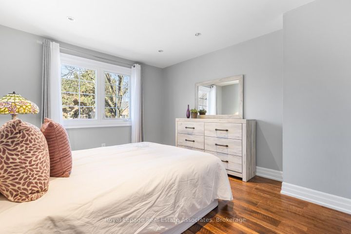 Photo 26 at 25 - 2766 Folkway Drive, Erin Mills, Mississauga