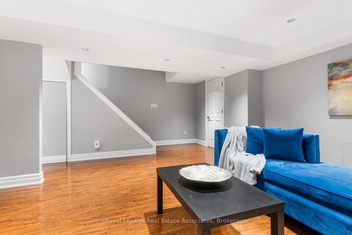 Photo 32 at 25 - 2766 Folkway Drive, Erin Mills, Mississauga