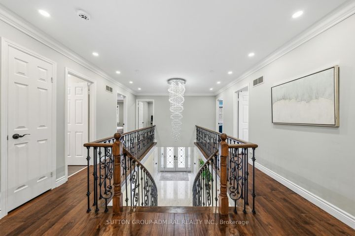 Photo 17 at 8 Beaufort Hills Road, Oak Ridges, Richmond Hill