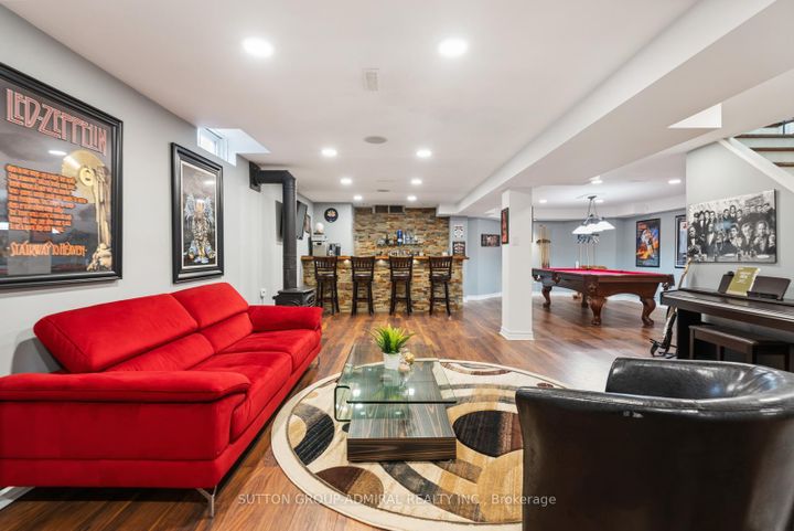 Photo 30 at 8 Beaufort Hills Road, Oak Ridges, Richmond Hill