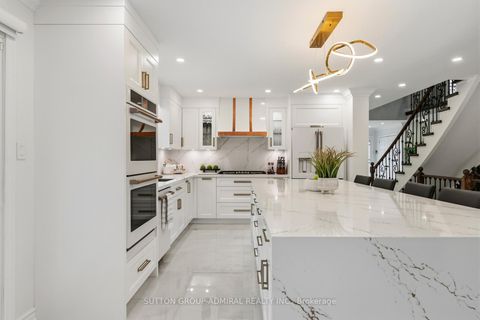 Photo 14 at 8 Beaufort Hills Road, Oak Ridges, Richmond Hill