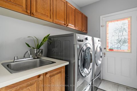 Photo 16 at 8 Beaufort Hills Road, Oak Ridges, Richmond Hill