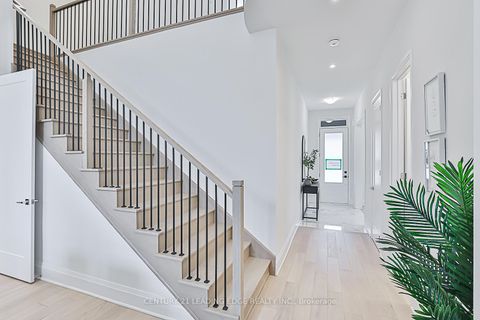 Photo 32 at 17 David Worgan Trail, Uxbridge