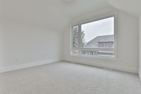 Photo 35 at 17 David Worgan Trail, Uxbridge