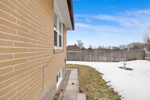 Photo 31 at 465 Milton Street, Donevan, Oshawa