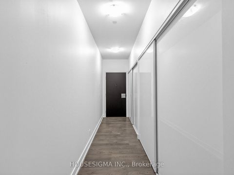 Photo 3 at 310 - 11 Lillian Street, Mount Pleasant West, Toronto