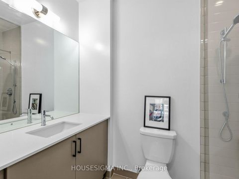 Photo 13 at 310 - 11 Lillian Street, Mount Pleasant West, Toronto