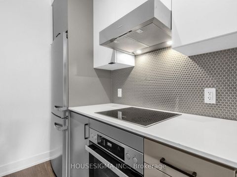 Photo 16 at 310 - 11 Lillian Street, Mount Pleasant West, Toronto