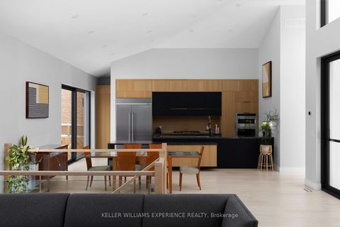 Photo 3 at 236 Cox Mill Road, Painswick North, Barrie