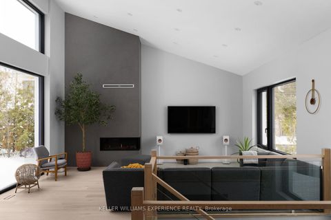 Photo 5 at 236 Cox Mill Road, Painswick North, Barrie