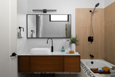 Photo 11 at 236 Cox Mill Road, Painswick North, Barrie