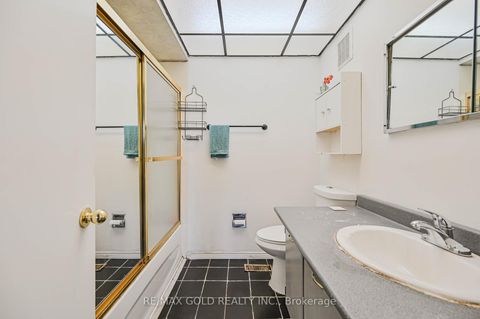 Photo 27 at 7232 Redfox Road, Malton, Mississauga