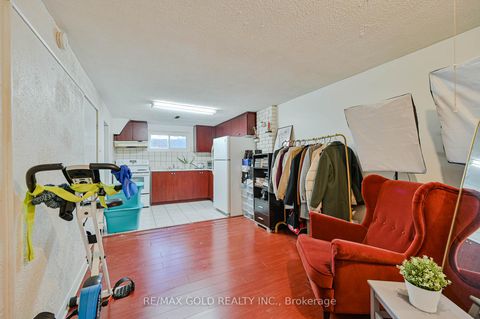 Photo 31 at 7232 Redfox Road, Malton, Mississauga