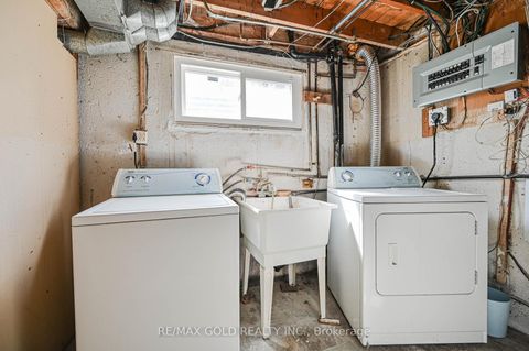 Photo 37 at 7232 Redfox Road, Malton, Mississauga