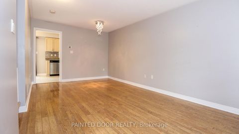 Photo 4 at 116 Thrushwood Drive, 400 West, Barrie