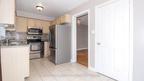 Photo 9 at 116 Thrushwood Drive, 400 West, Barrie