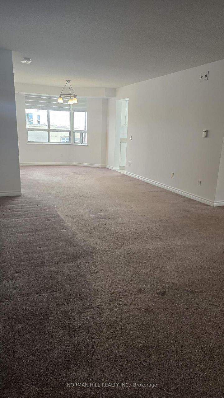 Photo 3 at 306 - 115 Omni Drive, Bendale, Toronto