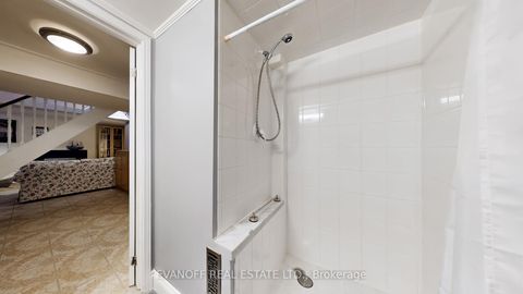 Photo 30 at 1 Sonneck Square, Guildwood, Toronto