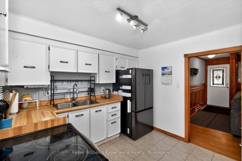 Photo 7 at 1031 Ferrier Avenue, Lefroy, Innisfil