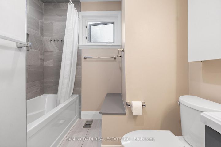 Photo 21 at 1987 Deanhome Road, Clarkson, Mississauga