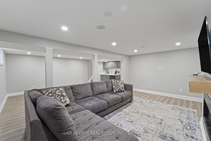 Photo 27 at 1987 Deanhome Road, Clarkson, Mississauga