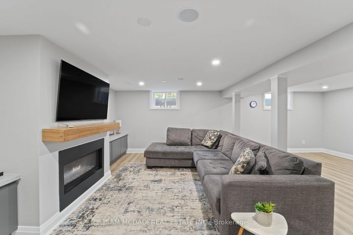 Photo 28 at 1987 Deanhome Road, Clarkson, Mississauga