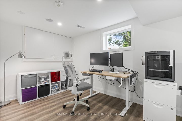 Photo 33 at 1987 Deanhome Road, Clarkson, Mississauga