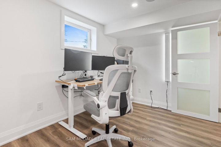 Photo 34 at 1987 Deanhome Road, Clarkson, Mississauga