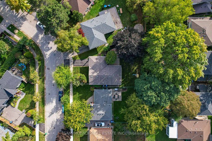 Photo 40 at 1987 Deanhome Road, Clarkson, Mississauga