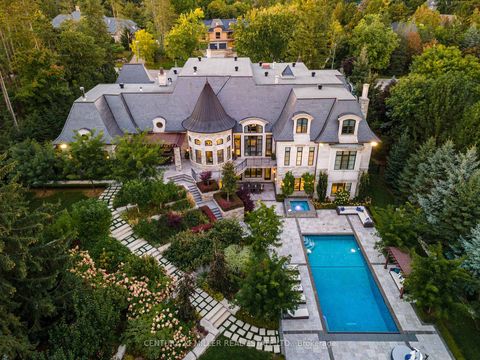 Photo 3 at 121 Rebecca Court, Rural Vaughan, Vaughan